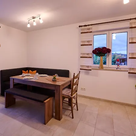 Ferienwohnung Kümmersbruck Apartment *